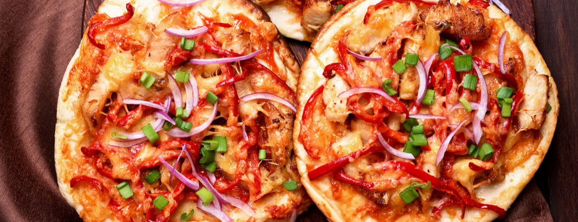 BBQ chicken pizza BBQ chicken pizza